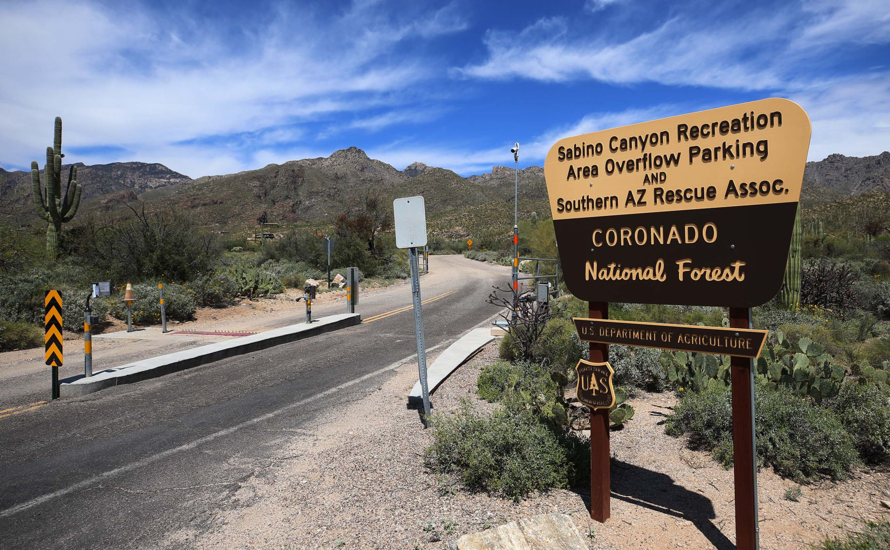 Electric shuttle work at Sabino Canyon